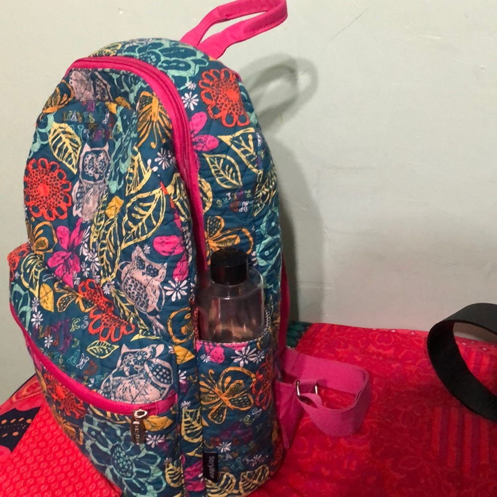 Backpack - Picture 2 of 8
